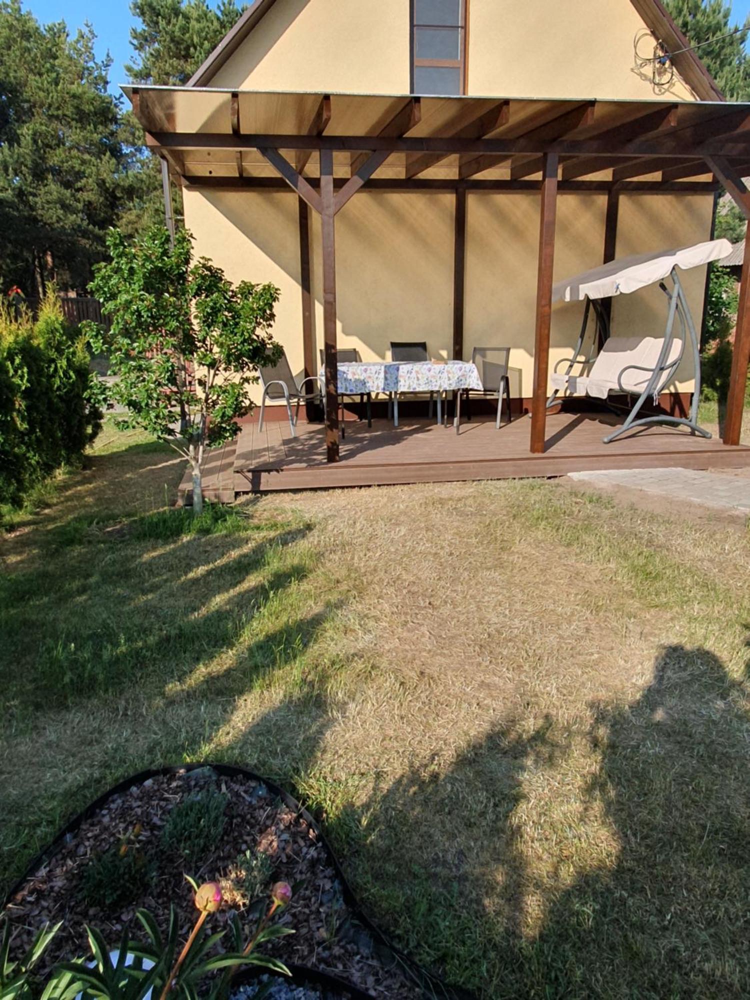 Лора Villa Lapmezciems Exterior photo